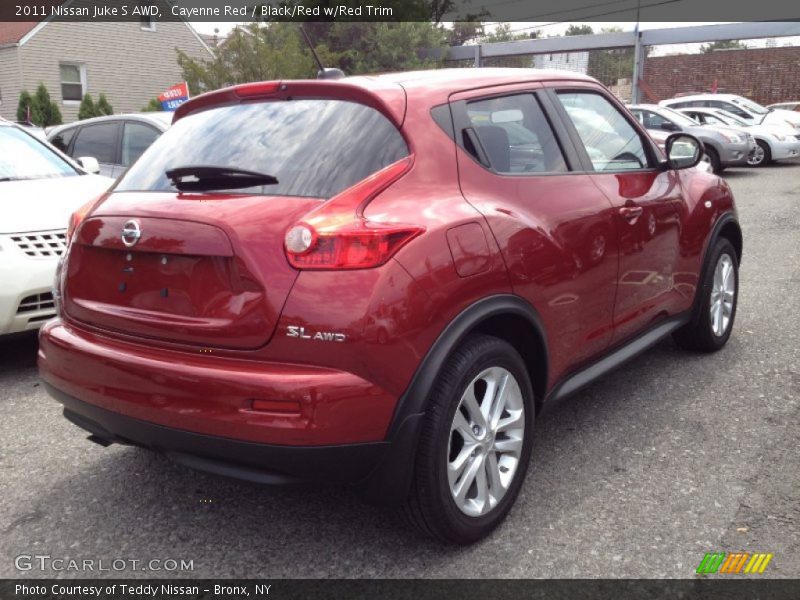 Cayenne Red / Black/Red w/Red Trim 2011 Nissan Juke S AWD