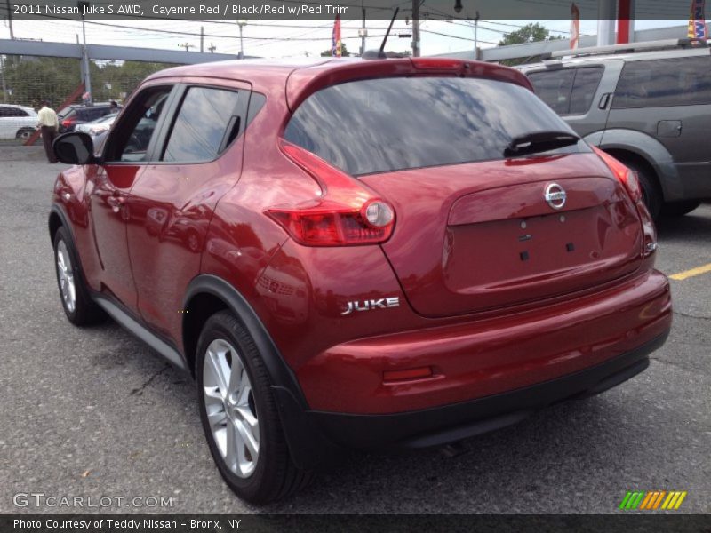 Cayenne Red / Black/Red w/Red Trim 2011 Nissan Juke S AWD