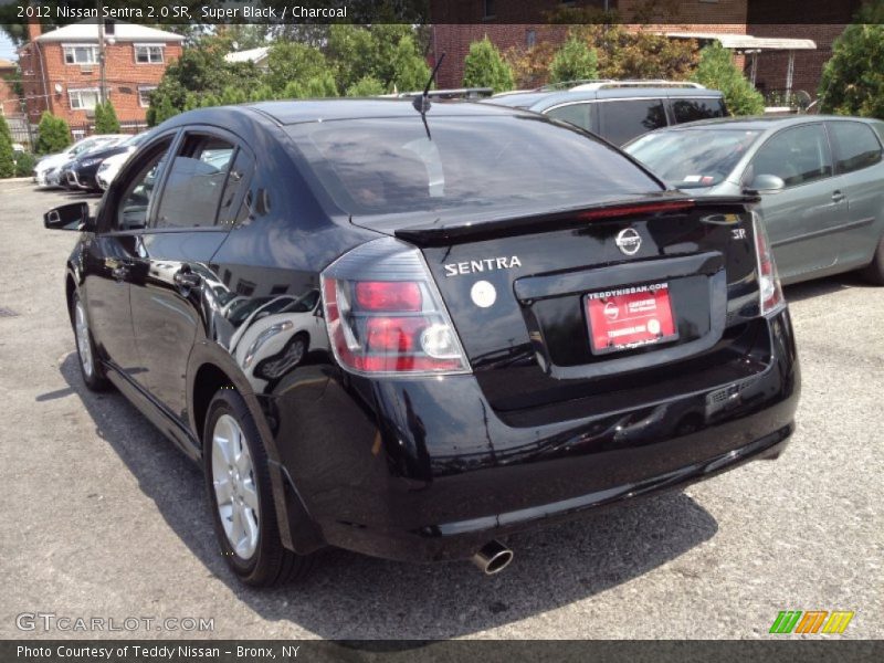 Super Black / Charcoal 2012 Nissan Sentra 2.0 SR