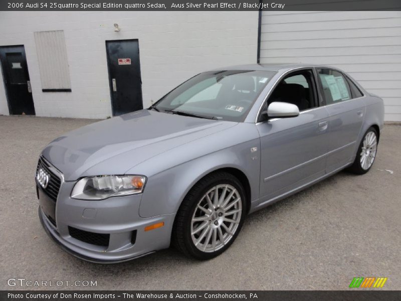 Front 3/4 View of 2006 S4 25quattro Special Edition quattro Sedan