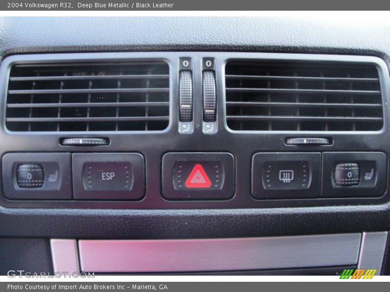 Deep Blue Metallic / Black Leather 2004 Volkswagen R32