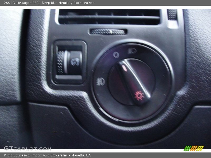 Deep Blue Metallic / Black Leather 2004 Volkswagen R32