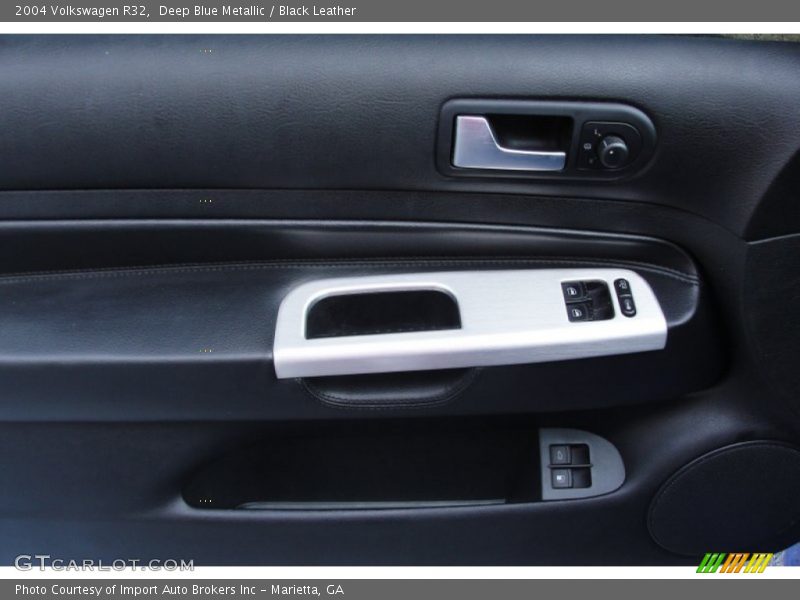 Deep Blue Metallic / Black Leather 2004 Volkswagen R32