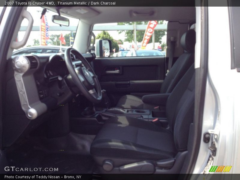 Titanium Metallic / Dark Charcoal 2007 Toyota FJ Cruiser 4WD