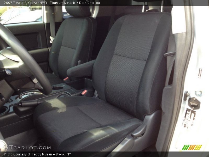 Titanium Metallic / Dark Charcoal 2007 Toyota FJ Cruiser 4WD