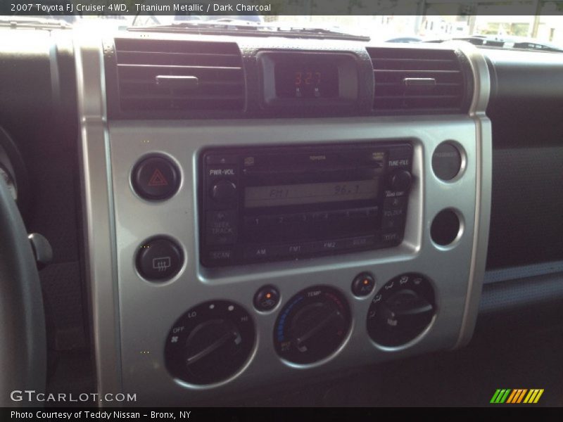 Titanium Metallic / Dark Charcoal 2007 Toyota FJ Cruiser 4WD