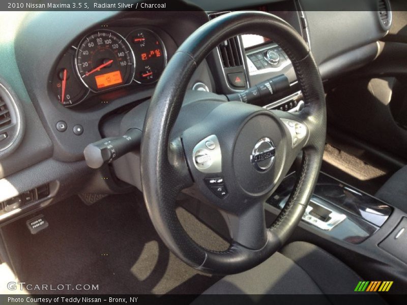 Radiant Silver / Charcoal 2010 Nissan Maxima 3.5 S