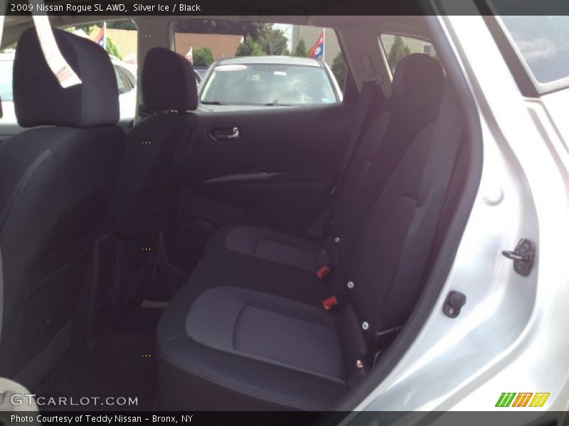 Silver Ice / Black 2009 Nissan Rogue SL AWD