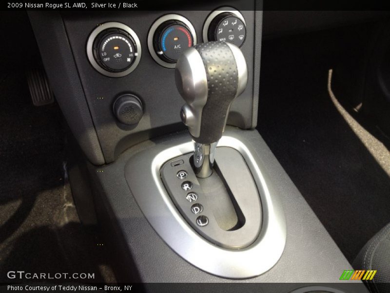Silver Ice / Black 2009 Nissan Rogue SL AWD
