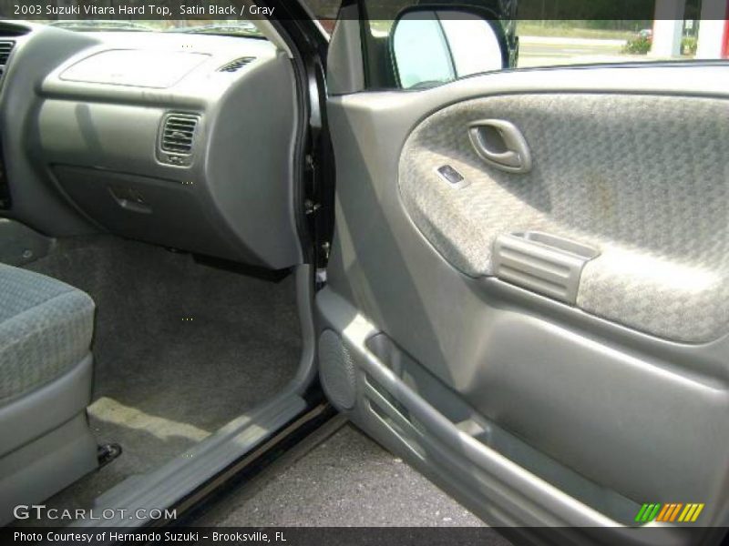 Satin Black / Gray 2003 Suzuki Vitara Hard Top