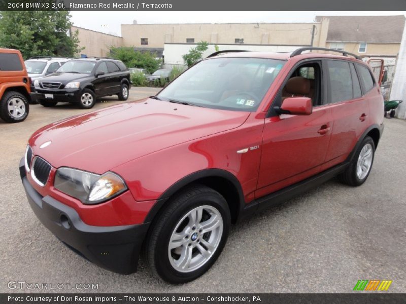 Front 3/4 View of 2004 X3 3.0i