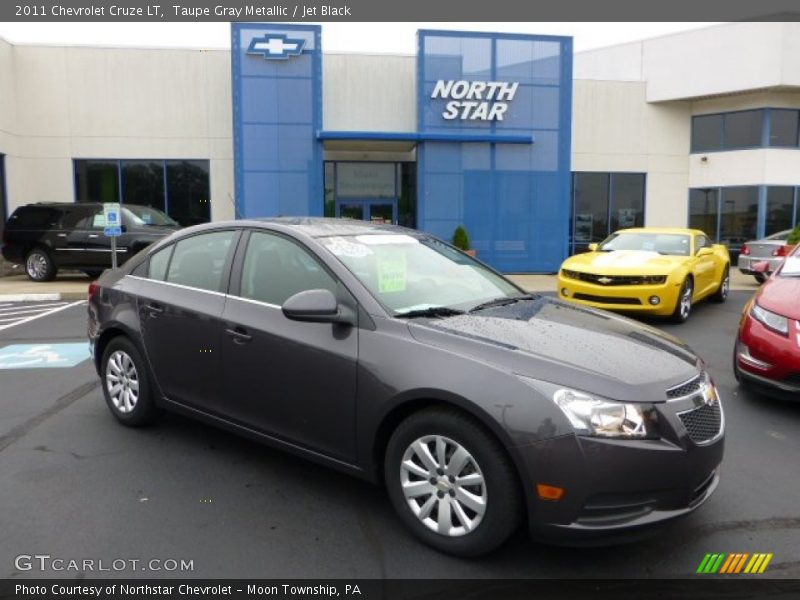 Taupe Gray Metallic / Jet Black 2011 Chevrolet Cruze LT