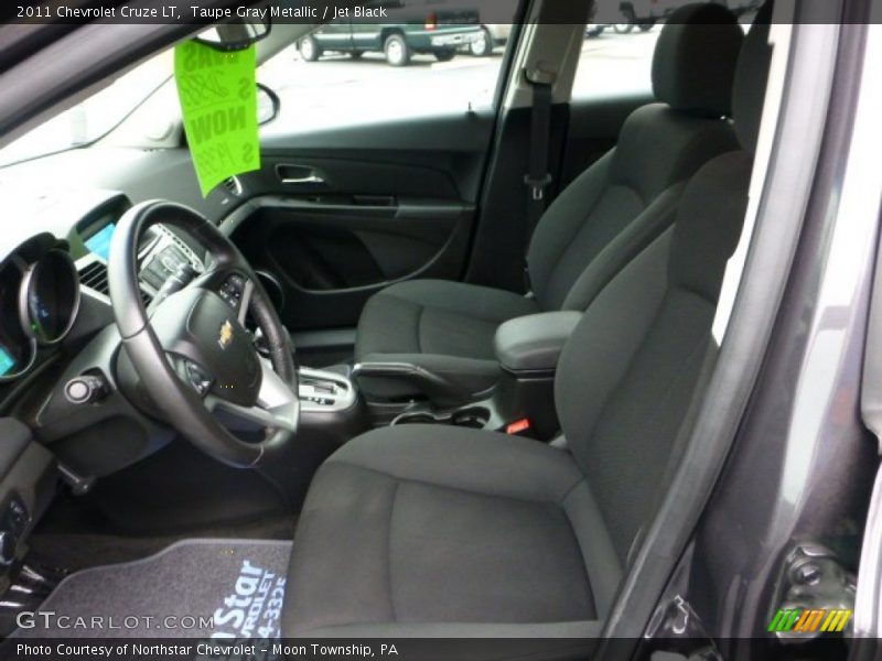 Taupe Gray Metallic / Jet Black 2011 Chevrolet Cruze LT