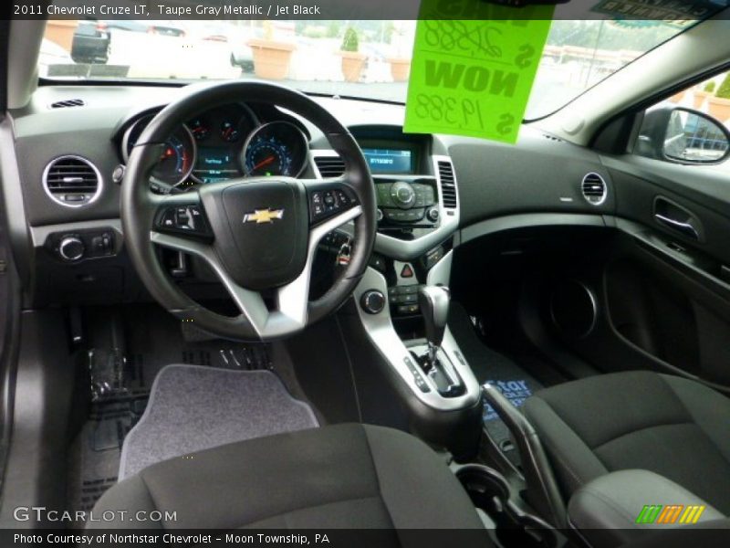 Taupe Gray Metallic / Jet Black 2011 Chevrolet Cruze LT