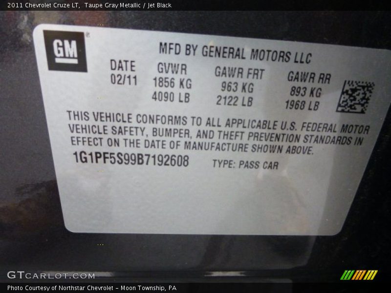 Taupe Gray Metallic / Jet Black 2011 Chevrolet Cruze LT