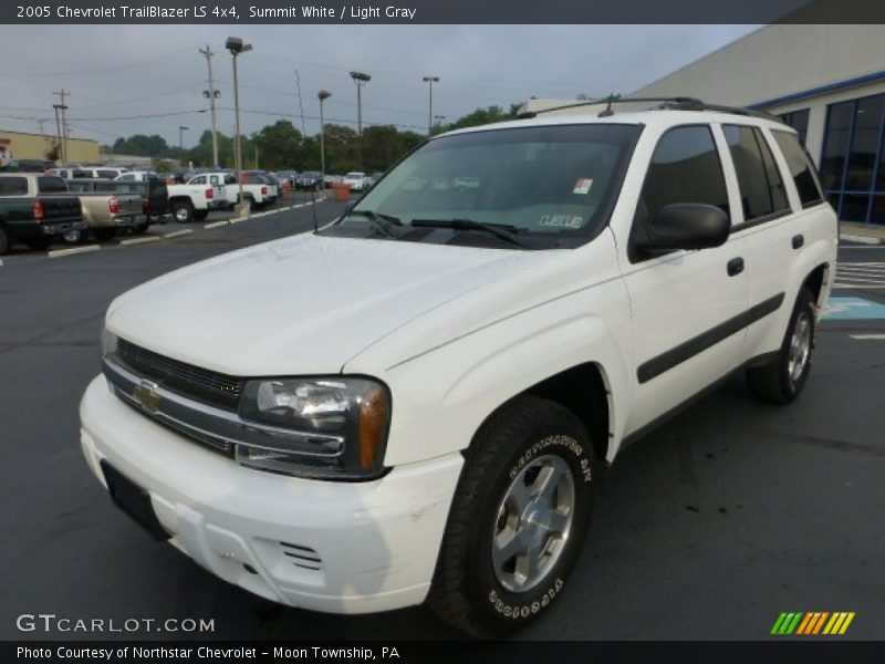 Summit White / Light Gray 2005 Chevrolet TrailBlazer LS 4x4