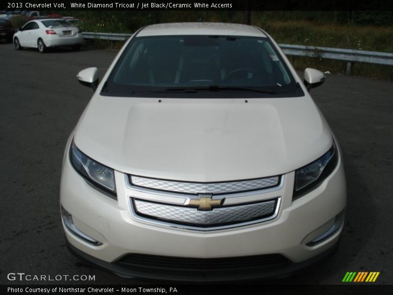 White Diamond Tricoat / Jet Black/Ceramic White Accents 2013 Chevrolet Volt