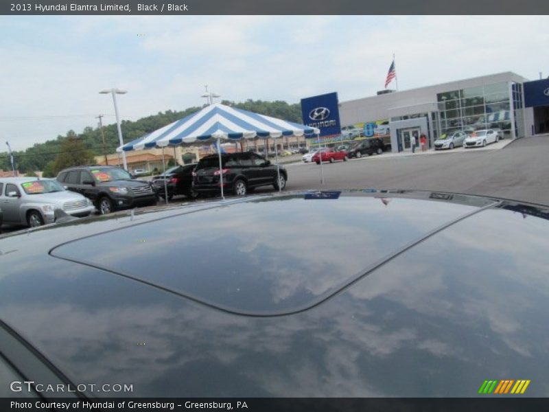 Black / Black 2013 Hyundai Elantra Limited
