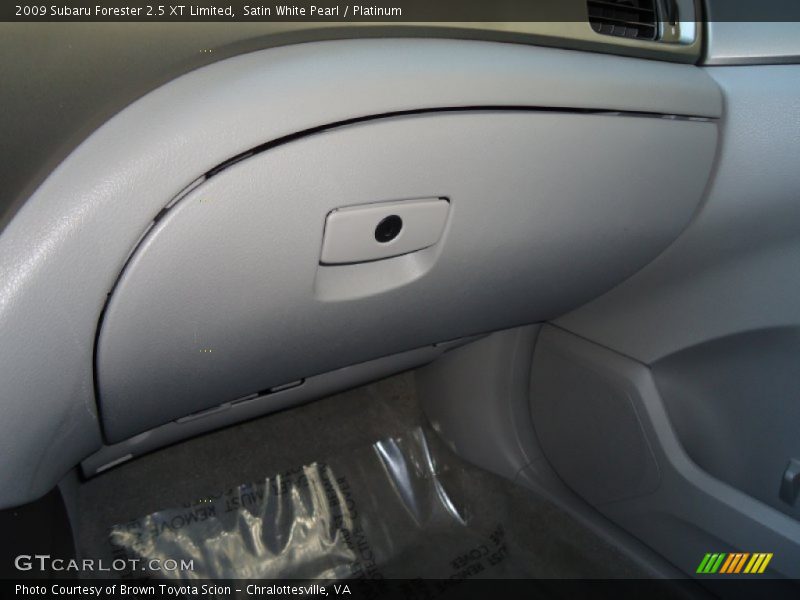 Satin White Pearl / Platinum 2009 Subaru Forester 2.5 XT Limited