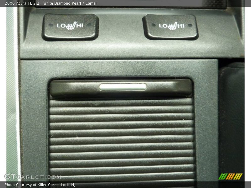 White Diamond Pearl / Camel 2006 Acura TL 3.2