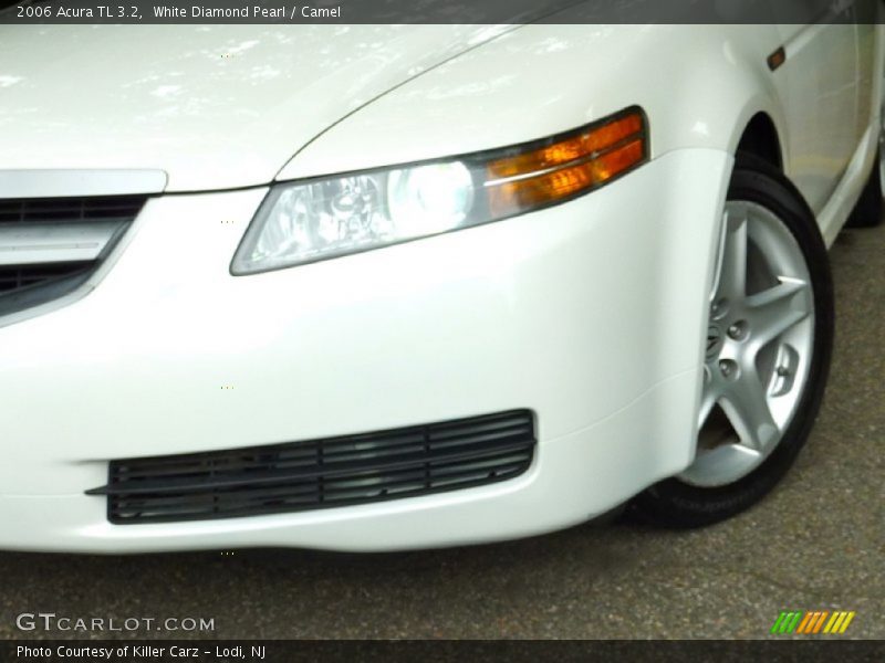 White Diamond Pearl / Camel 2006 Acura TL 3.2