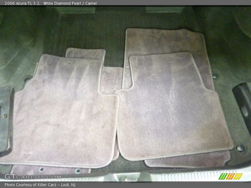 White Diamond Pearl / Camel 2006 Acura TL 3.2