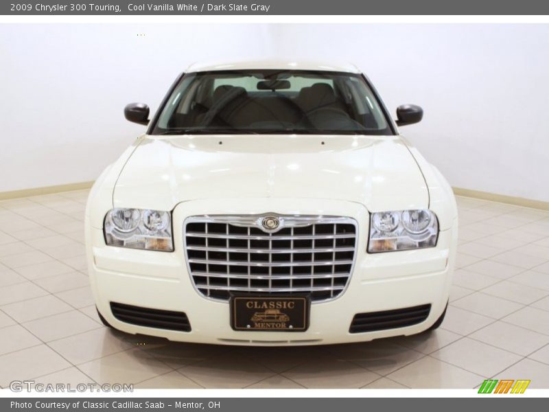 Cool Vanilla White / Dark Slate Gray 2009 Chrysler 300 Touring