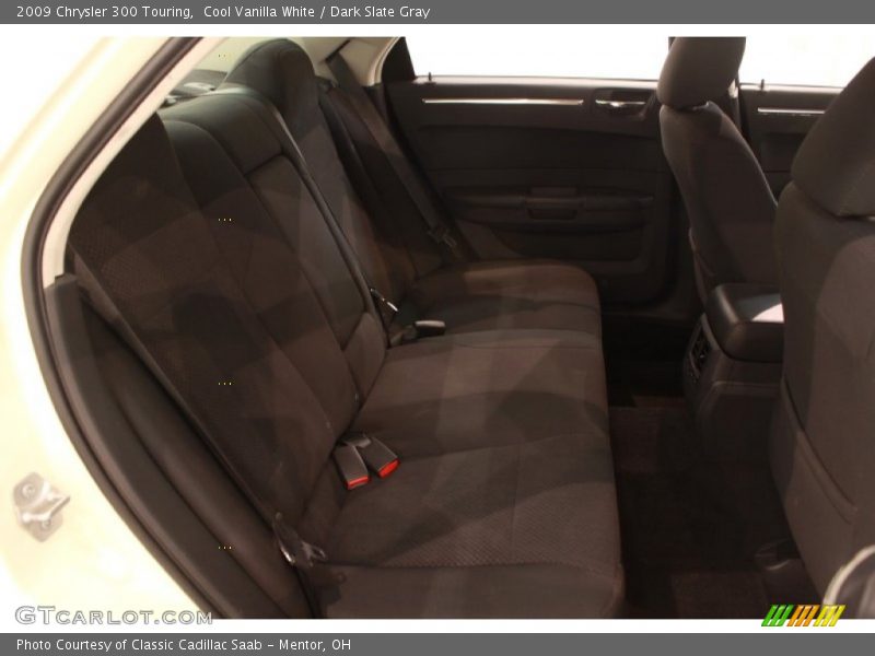 Cool Vanilla White / Dark Slate Gray 2009 Chrysler 300 Touring