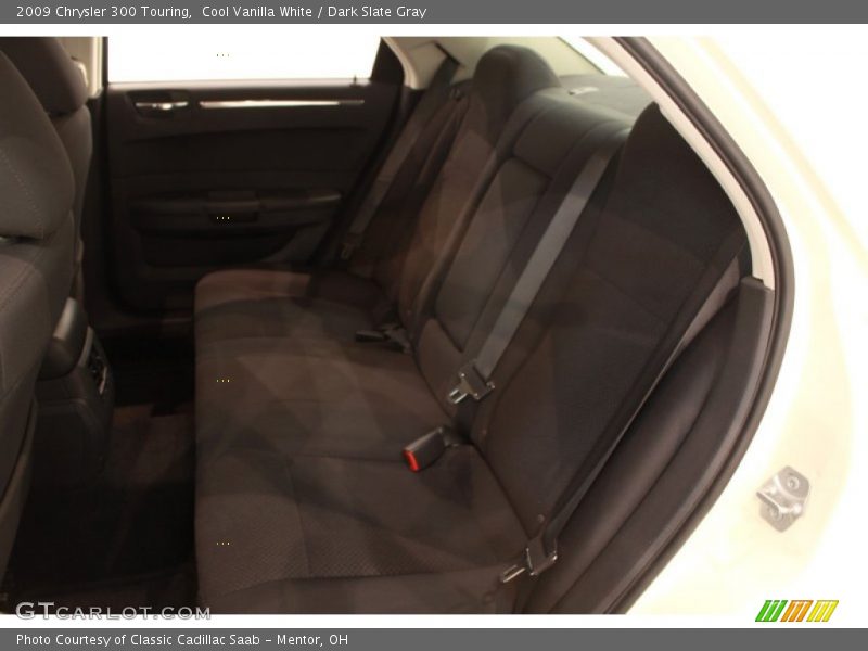 Cool Vanilla White / Dark Slate Gray 2009 Chrysler 300 Touring