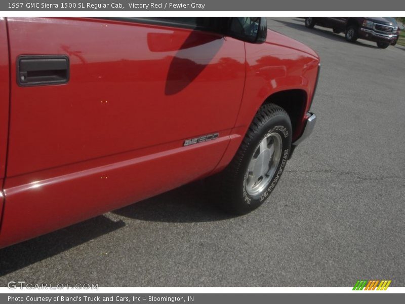 Victory Red / Pewter Gray 1997 GMC Sierra 1500 SL Regular Cab