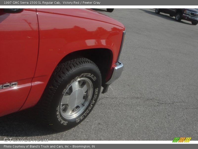 Victory Red / Pewter Gray 1997 GMC Sierra 1500 SL Regular Cab