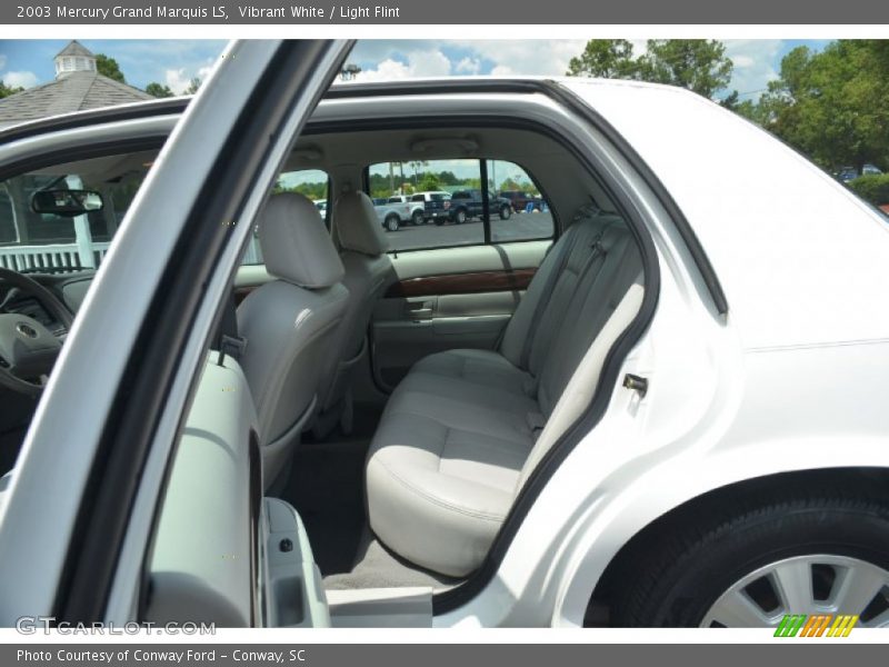 Vibrant White / Light Flint 2003 Mercury Grand Marquis LS