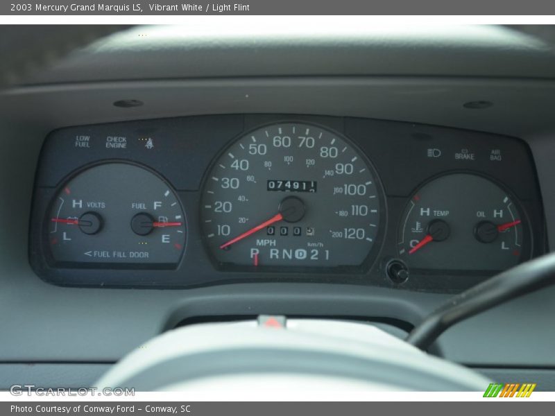Vibrant White / Light Flint 2003 Mercury Grand Marquis LS