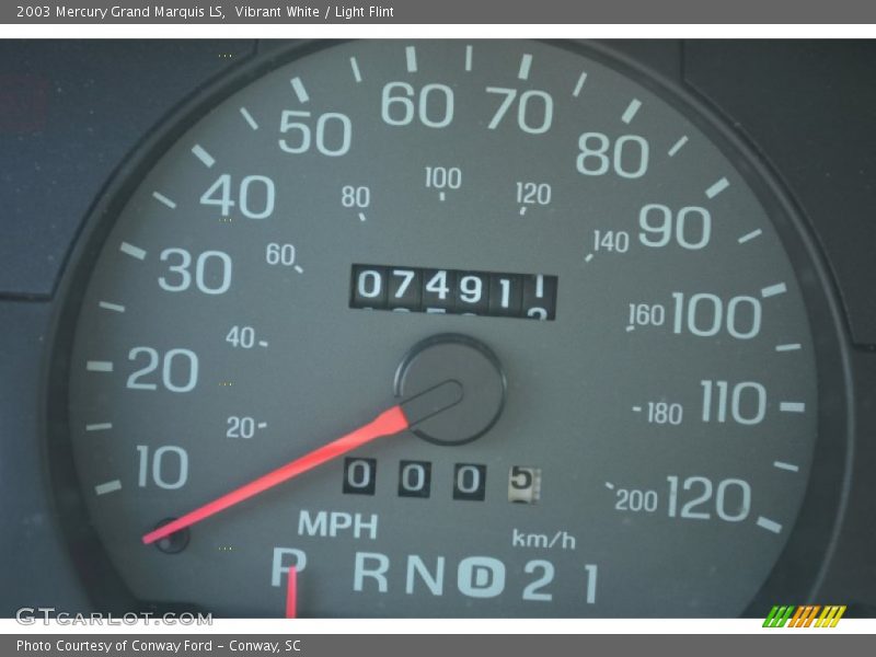 Vibrant White / Light Flint 2003 Mercury Grand Marquis LS