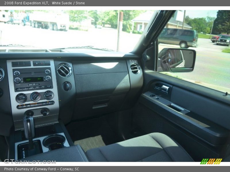 White Suede / Stone 2008 Ford Expedition XLT