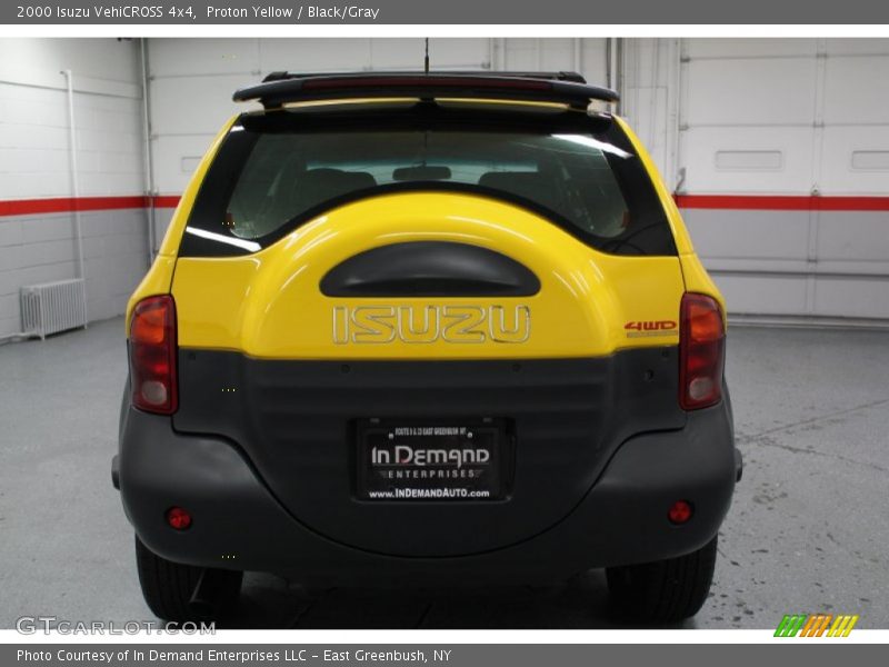 Proton Yellow / Black/Gray 2000 Isuzu VehiCROSS 4x4