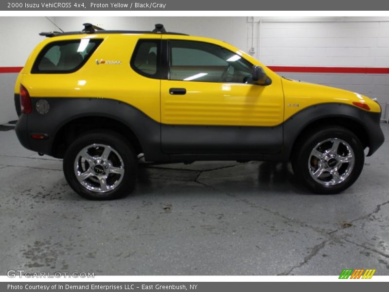 Proton Yellow / Black/Gray 2000 Isuzu VehiCROSS 4x4