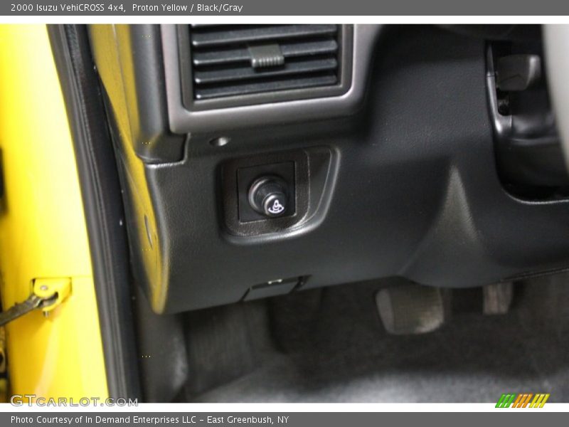 Proton Yellow / Black/Gray 2000 Isuzu VehiCROSS 4x4