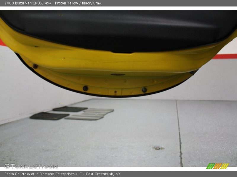 Proton Yellow / Black/Gray 2000 Isuzu VehiCROSS 4x4