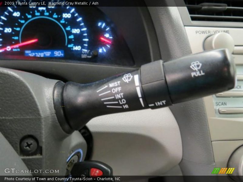 Magnetic Gray Metallic / Ash 2009 Toyota Camry LE