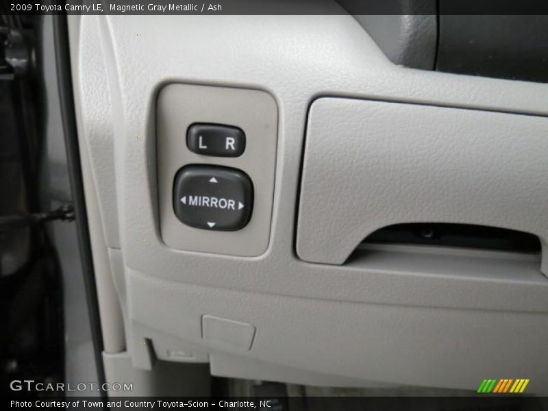 Magnetic Gray Metallic / Ash 2009 Toyota Camry LE