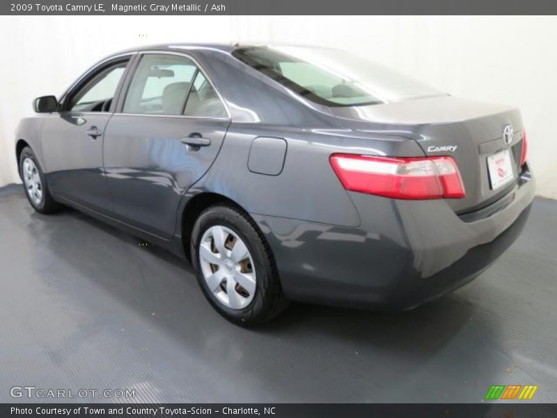 Magnetic Gray Metallic / Ash 2009 Toyota Camry LE