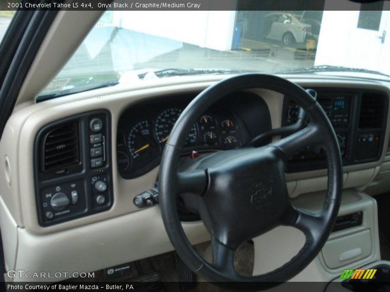 Onyx Black / Graphite/Medium Gray 2001 Chevrolet Tahoe LS 4x4
