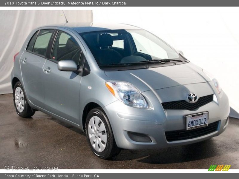 Meteorite Metallic / Dark Charcoal 2010 Toyota Yaris 5 Door Liftback