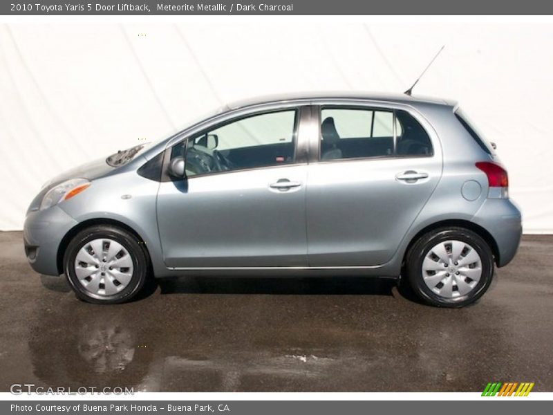 Meteorite Metallic / Dark Charcoal 2010 Toyota Yaris 5 Door Liftback