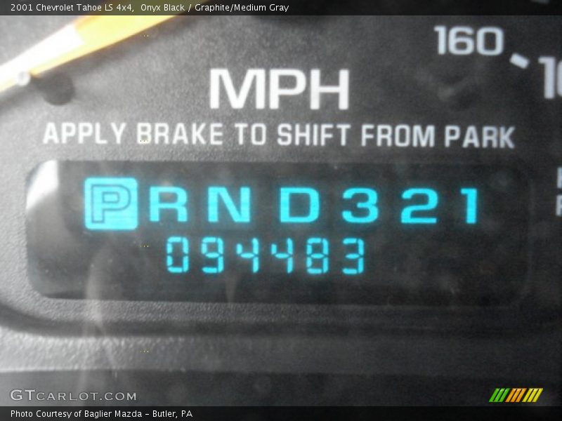 Onyx Black / Graphite/Medium Gray 2001 Chevrolet Tahoe LS 4x4