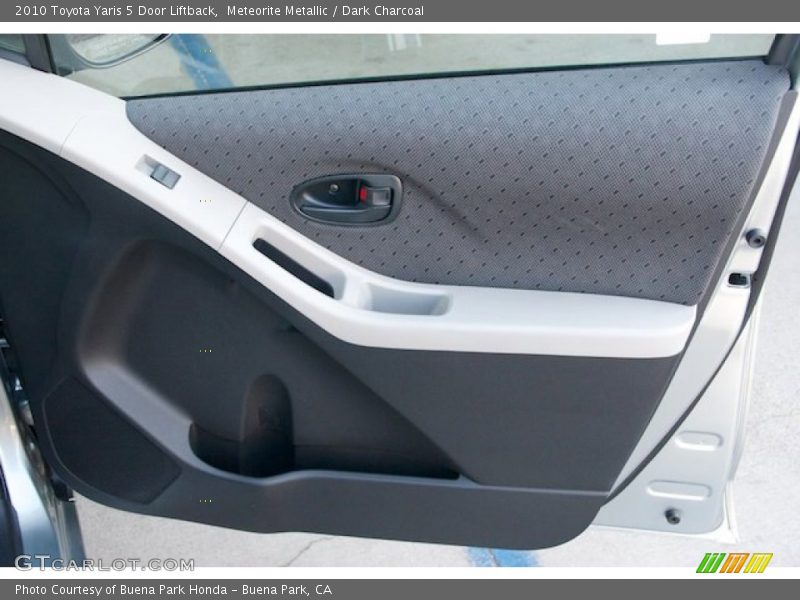 Meteorite Metallic / Dark Charcoal 2010 Toyota Yaris 5 Door Liftback