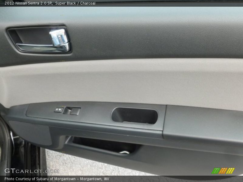 Super Black / Charcoal 2012 Nissan Sentra 2.0 SR
