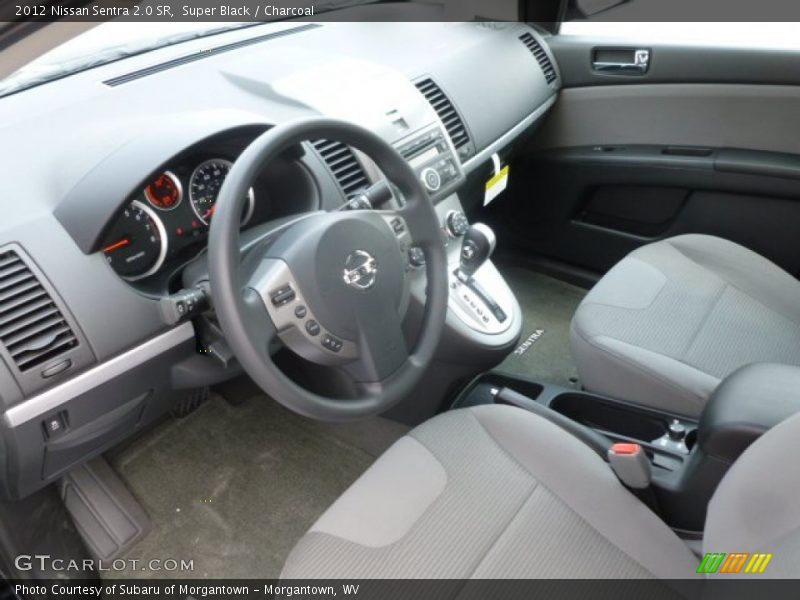 Super Black / Charcoal 2012 Nissan Sentra 2.0 SR