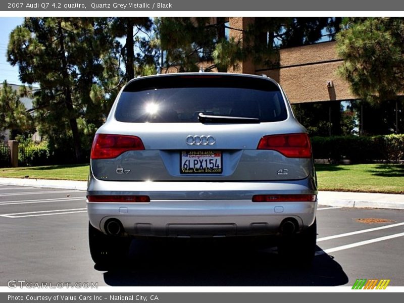 Quartz Grey Metallic / Black 2007 Audi Q7 4.2 quattro